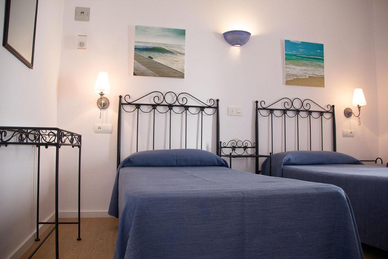 Hostal Alemania Ес Пухолс Екстериор снимка